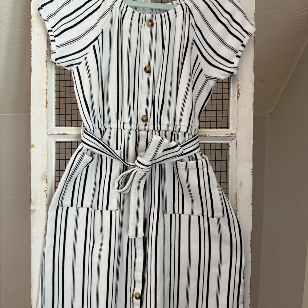 Old Navy Black and White Raglan Sleeve Midi Dress